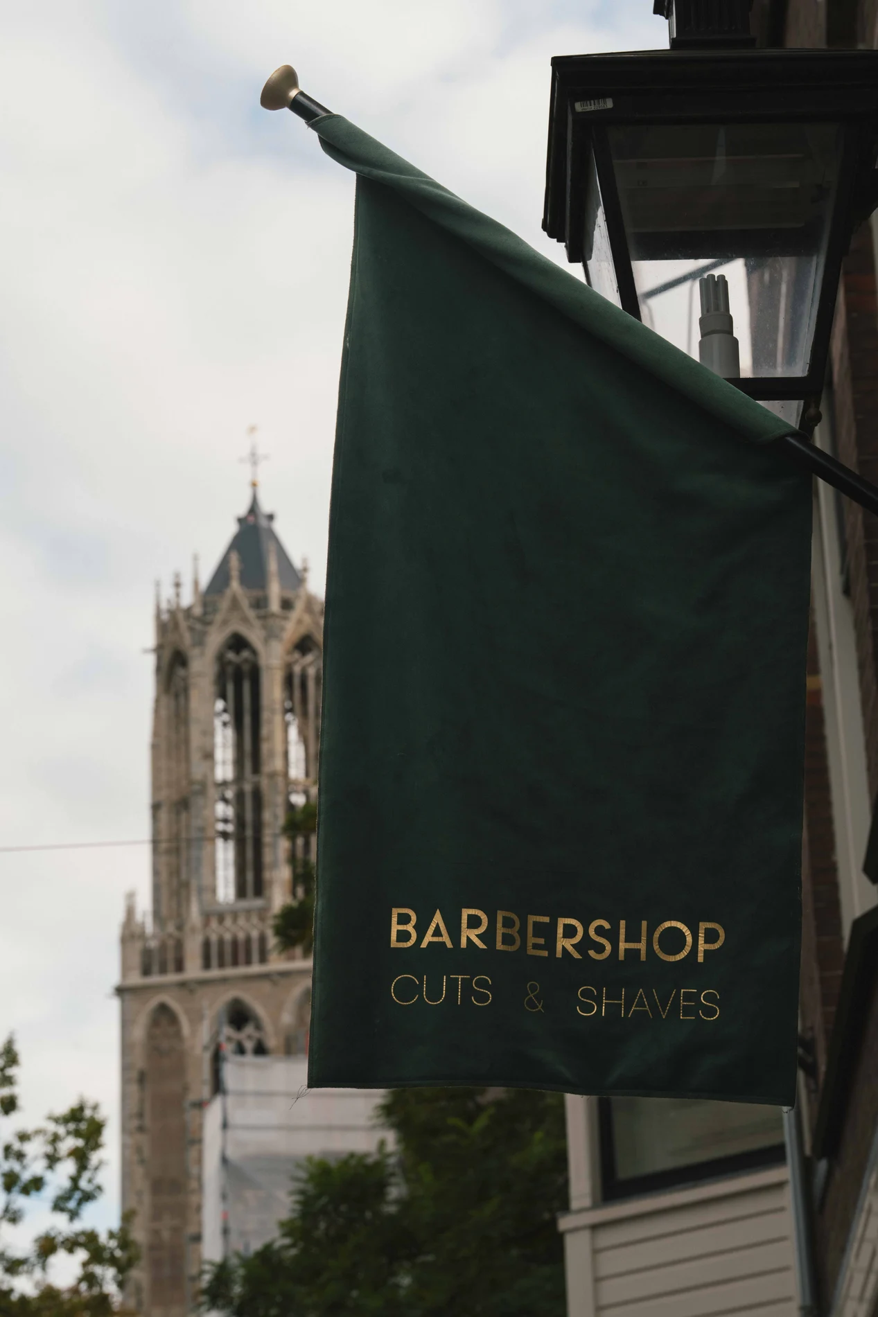 Annies-Barbershop-Utrecht-Dom Annie's Barbershop in Utrecht centrum met uitzicht op de Domtoren